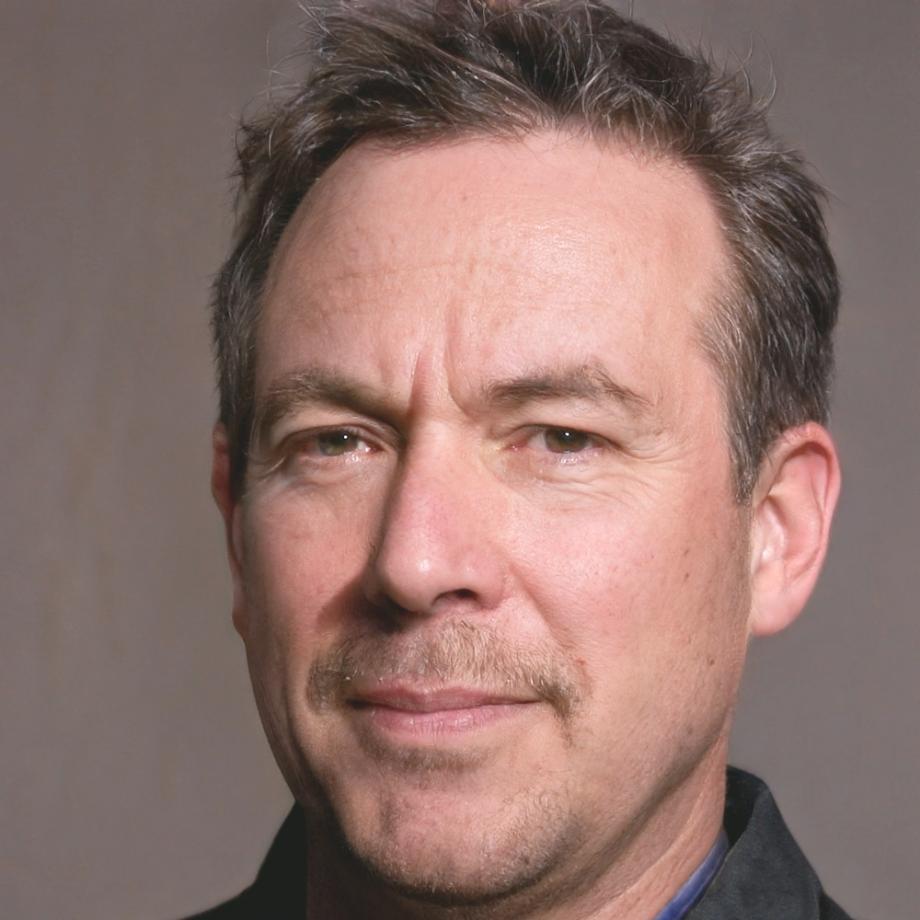 Ведущий преподаватель программы обучения растровой графике